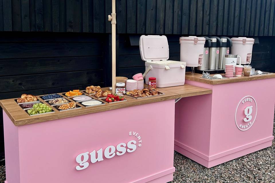 Breakfast grazing bar