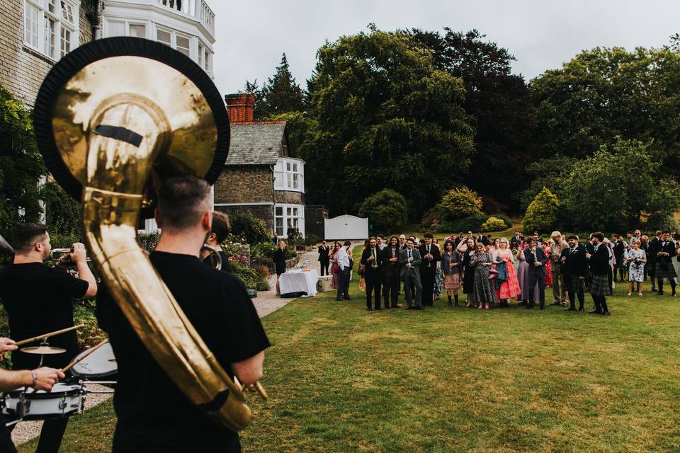 Afternoon Band Plas Dinam