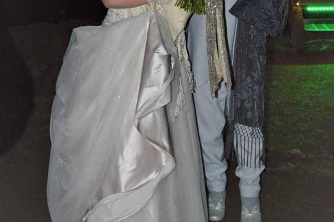 The bride with her gyp bouquet