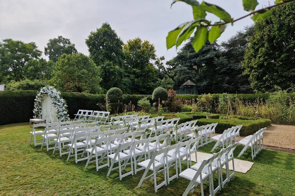 Nikkah in Historical Gardens