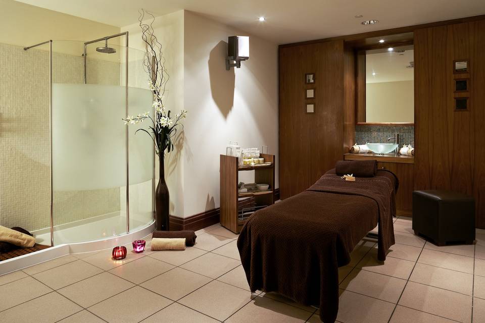 Spa treatment room