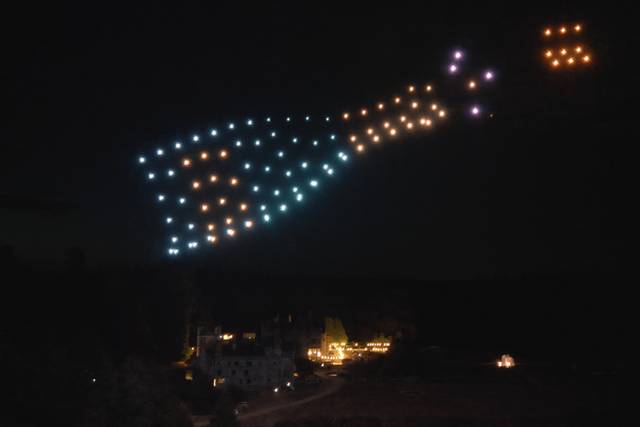 Champagne wedding drone show