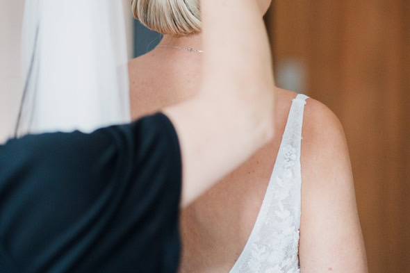 WEDDING HAIR BY SIAN REDMOND