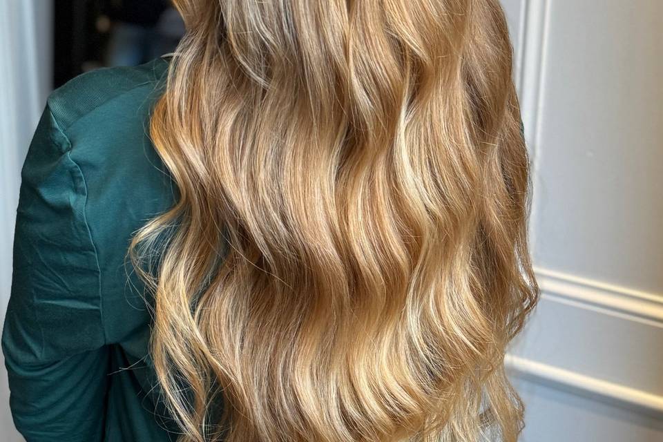 WEDDING HAIR BY SIAN REDMOND