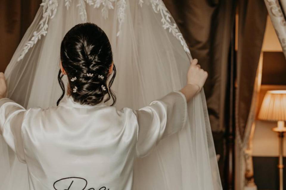 WEDDING HAIR BY SIAN REDMOND