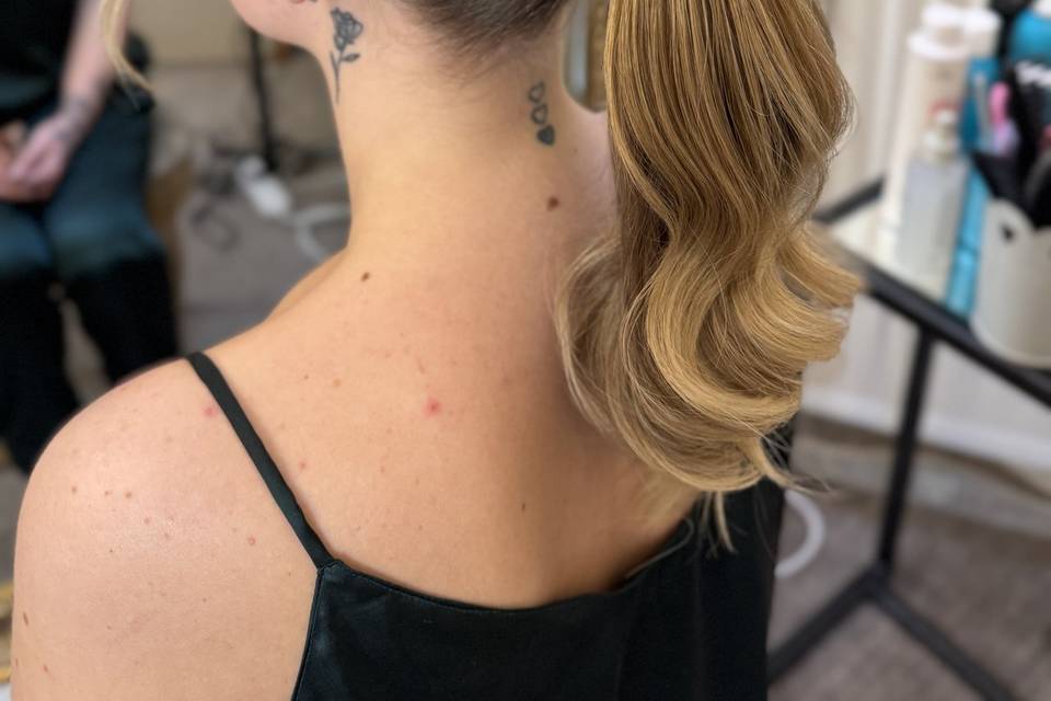 WEDDING HAIR BY SIAN REDMOND