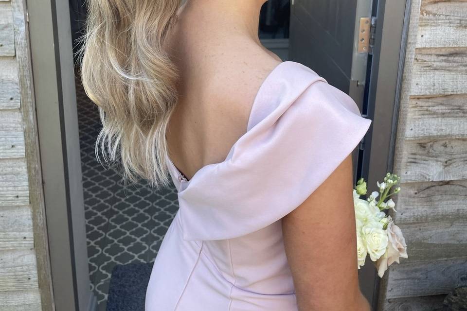 WEDDING HAIR BY SIAN REDMOND