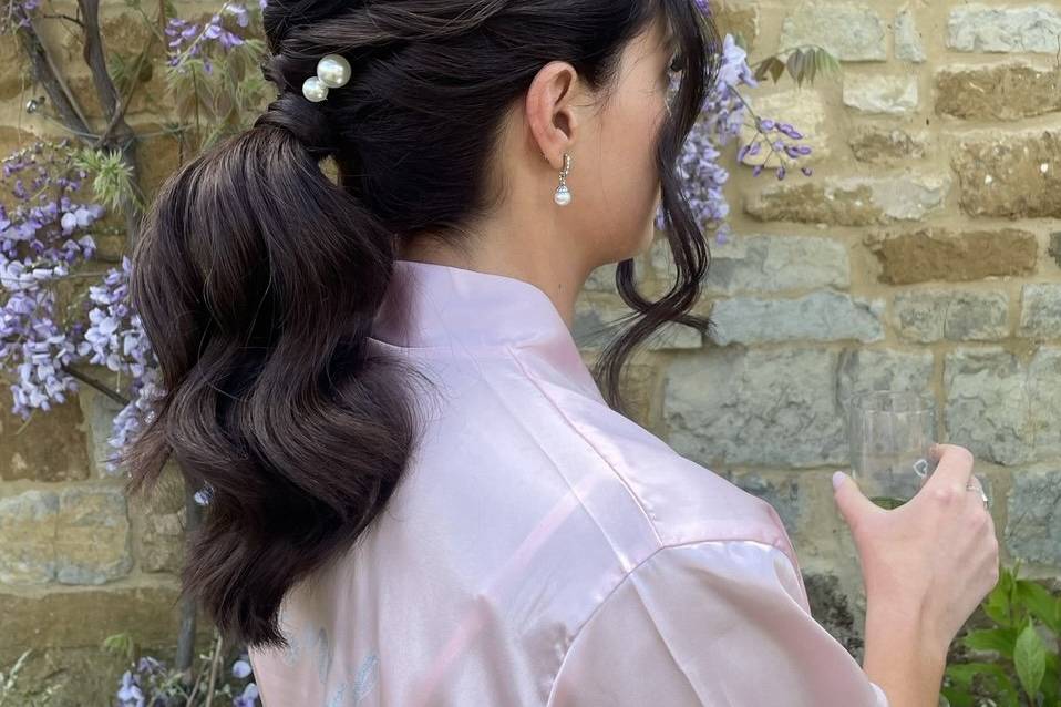 WEDDING HAIR BY SIAN REDMOND