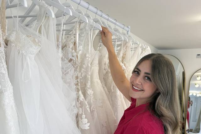 Bridal Stylist