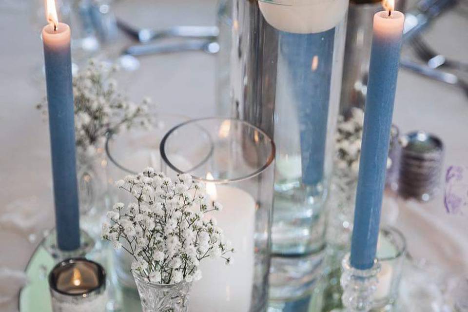 Elegant Table Centre