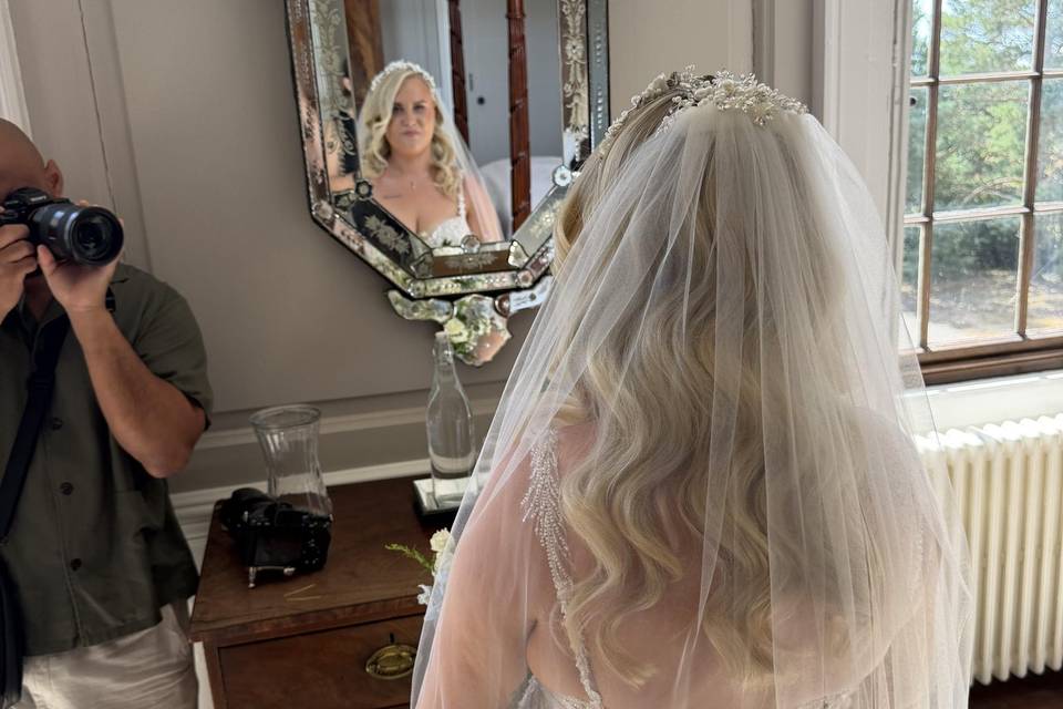 Glam waves