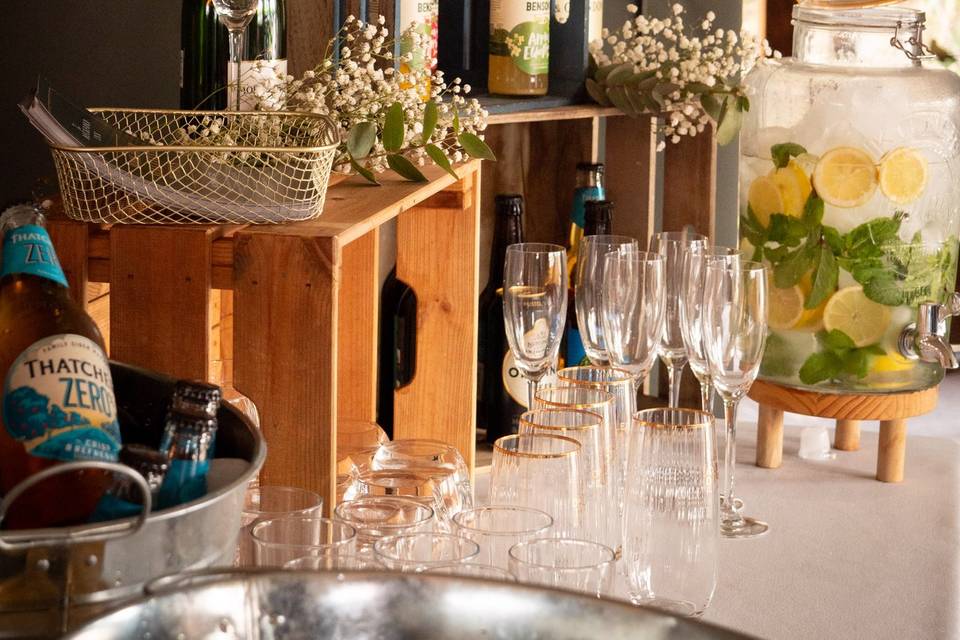 Champagne Table