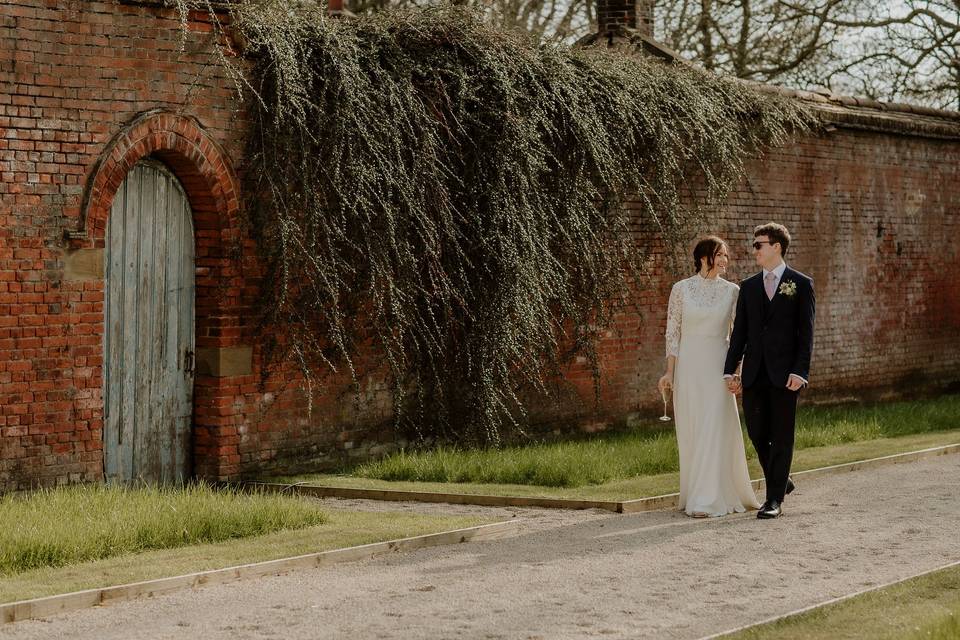 Spring wedding © Lily Bungay