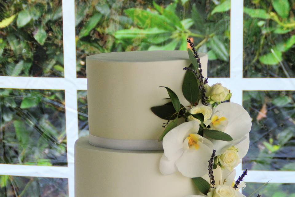 3 tier cake - garden wedding