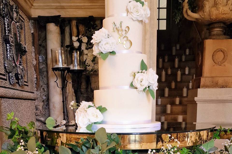 4-Tier Traditional Cake