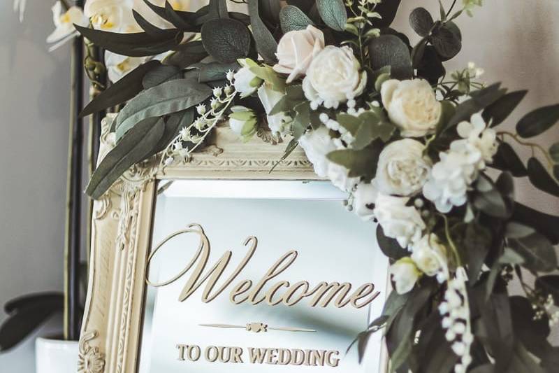 Welcome sign