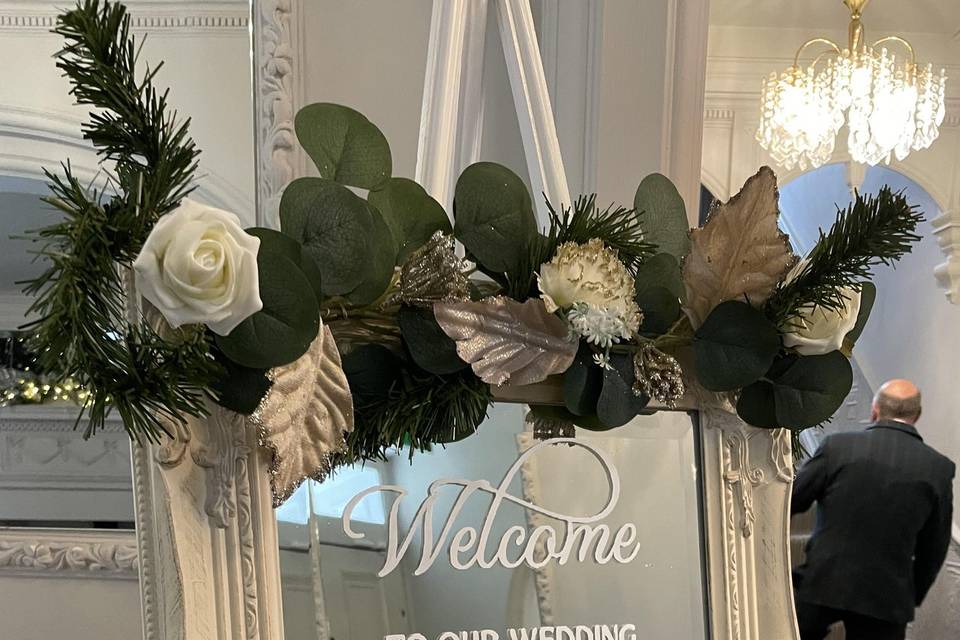 Welcome sign / florals