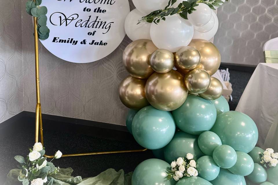 Bespoke balloons welcome sign