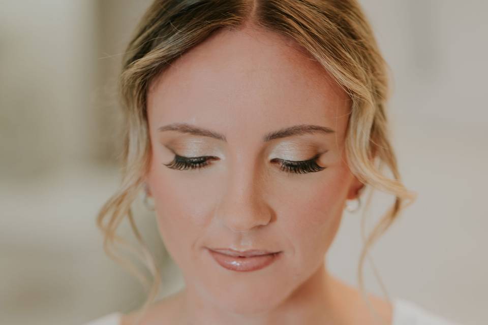 Hair & Makeup by me