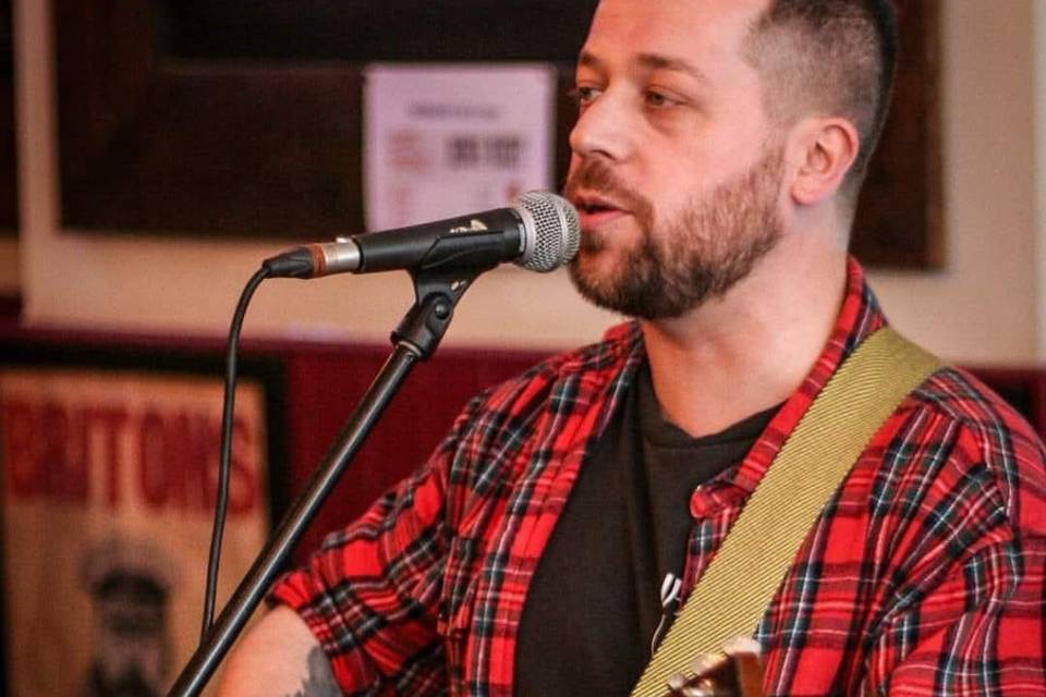 Me performing st the Dog & par
