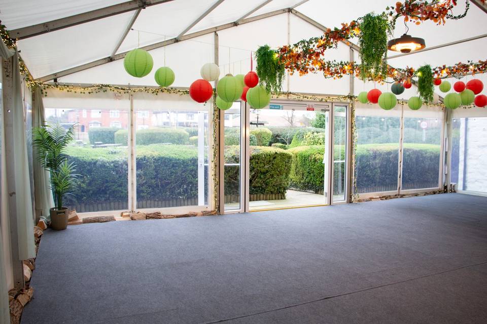 The garden room - empty