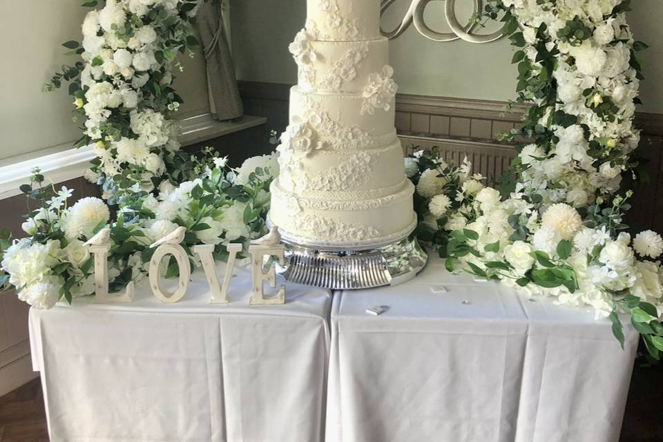 Cake display moat house