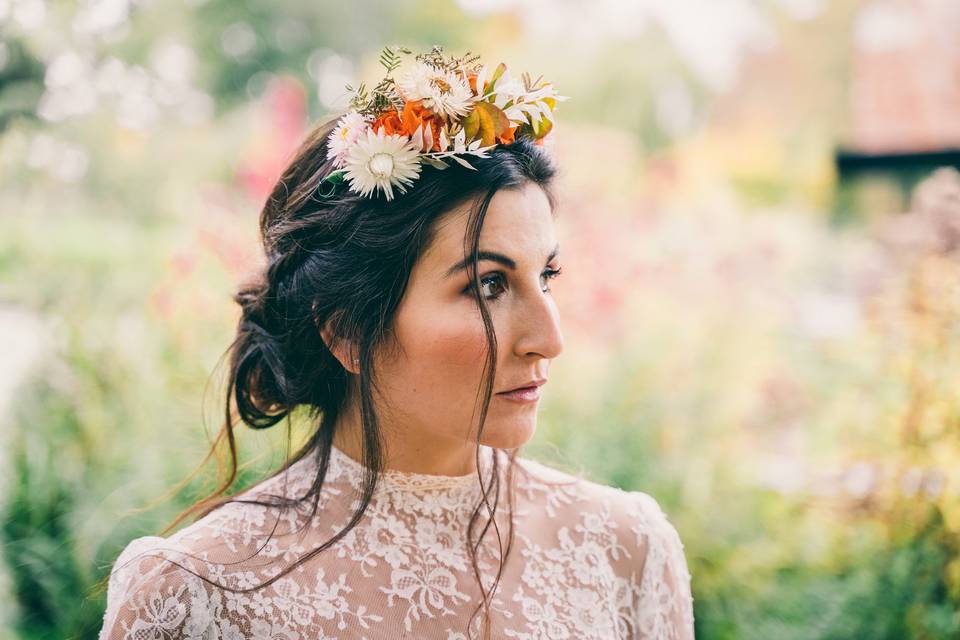 Autumnal bride