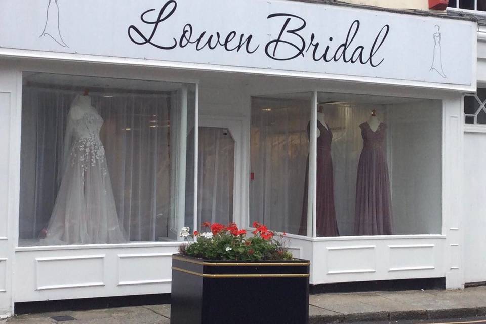 Lowen Bridal