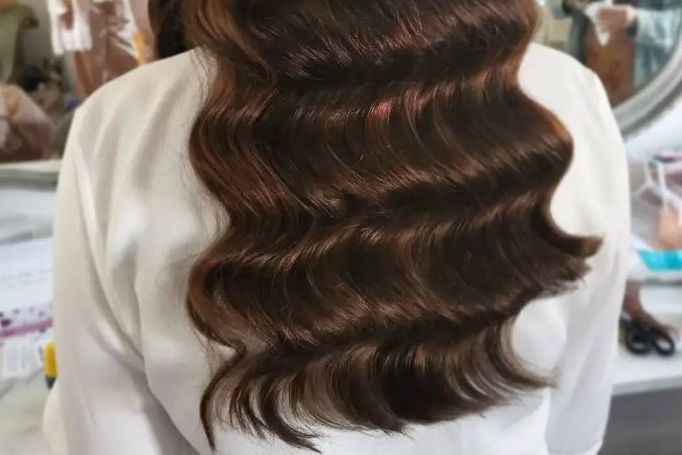 Hollywood wave