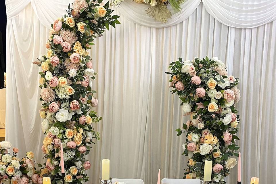 Luxury Sweet Heart Table