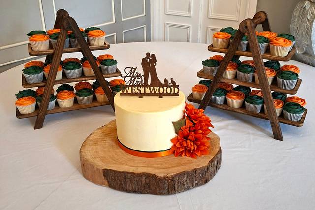 Indulgence Cakes and Cupcakes