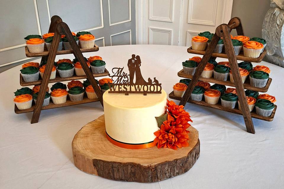Indulgence Cakes and Cupcakes