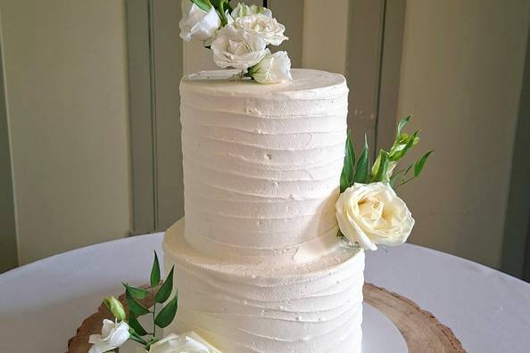 Indulgence Cakes and Cupcakes
