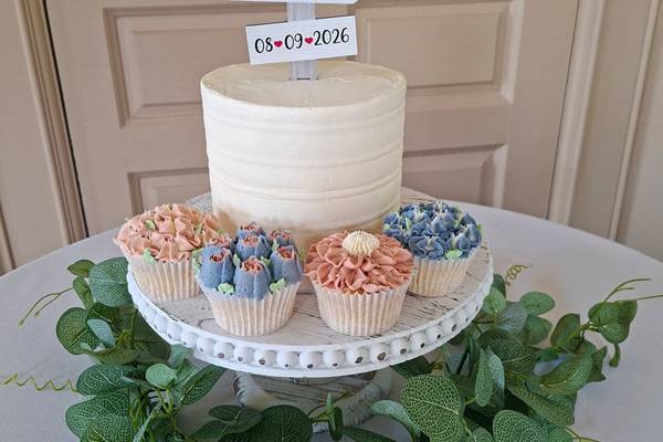 Indulgence Cakes and Cupcakes