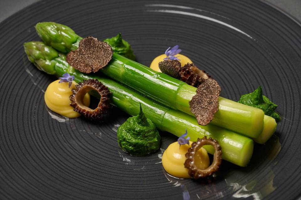 Asparagus dish