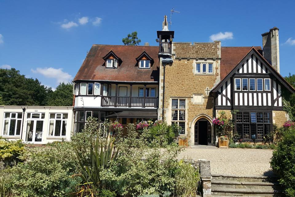 Farnham House Hotel