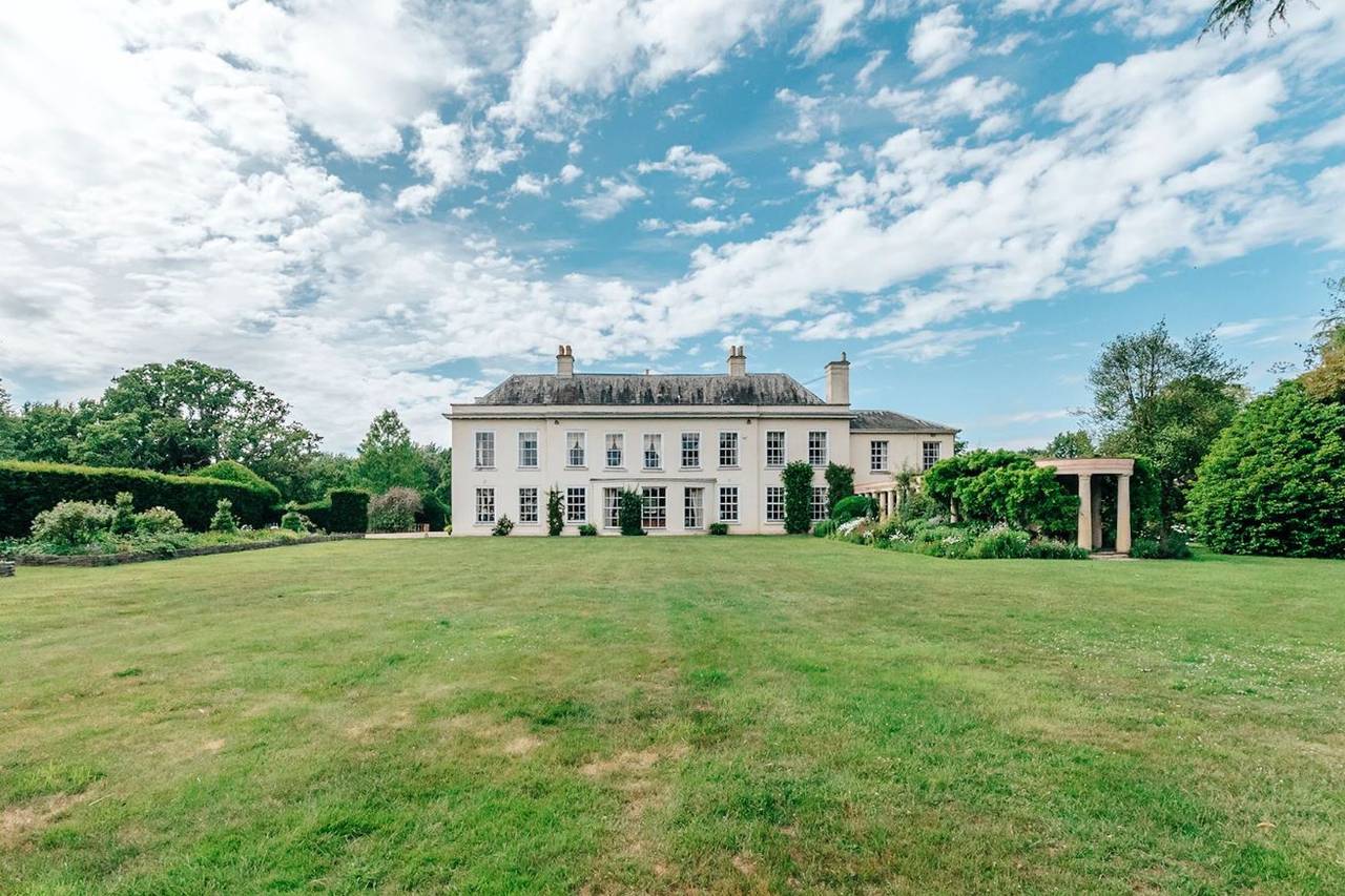 Worlingham Hall Wedding Venue Worlingham, Suffolk | hitched.co.uk