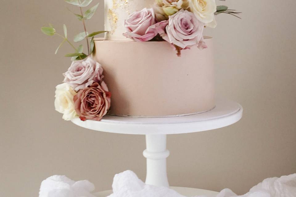 Nude and blush wedding cake