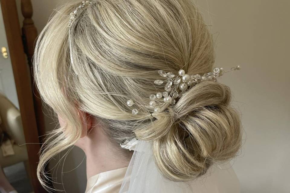 Wedding Hair by Olga