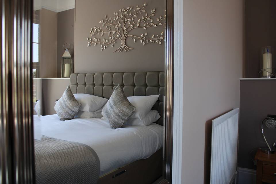 Birdham Deluxe Suite