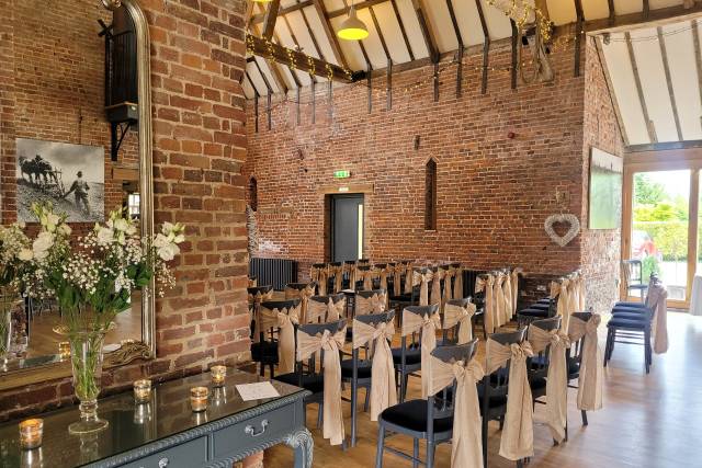 Lincolnshire wedding barn