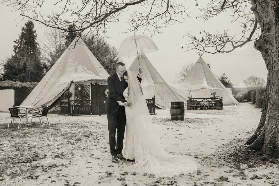 Snow Winter Wedding 2023