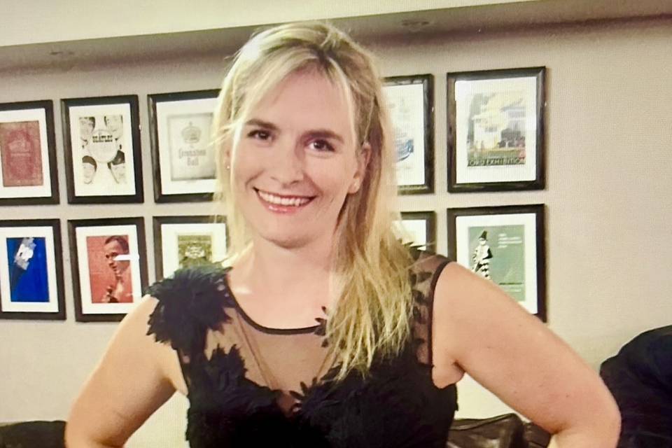Katherine - Luxury Violinist