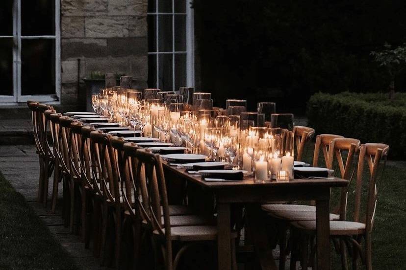 Alfresco dining + candlelight