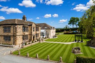 Rogerthorpe Manor Hotel