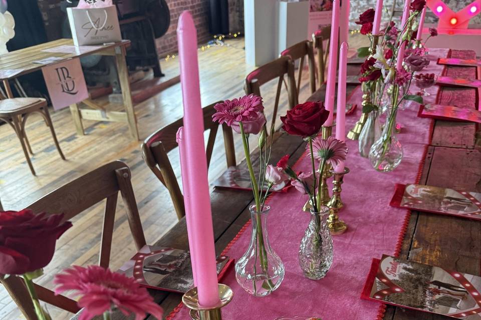 Pink table decor