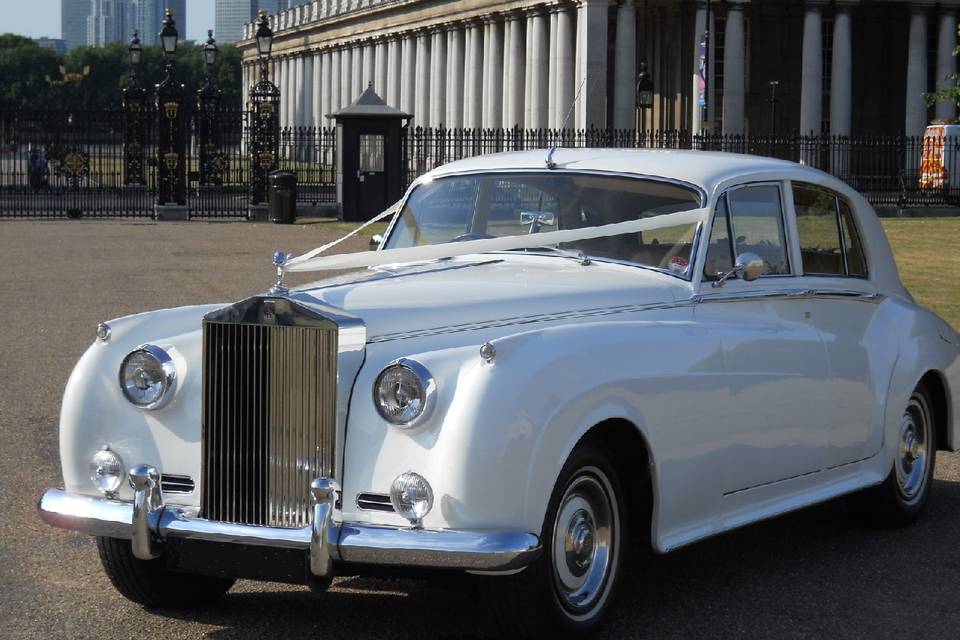 Classic Rolls Royce Cloud