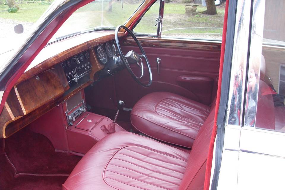 MK II Jag front interior