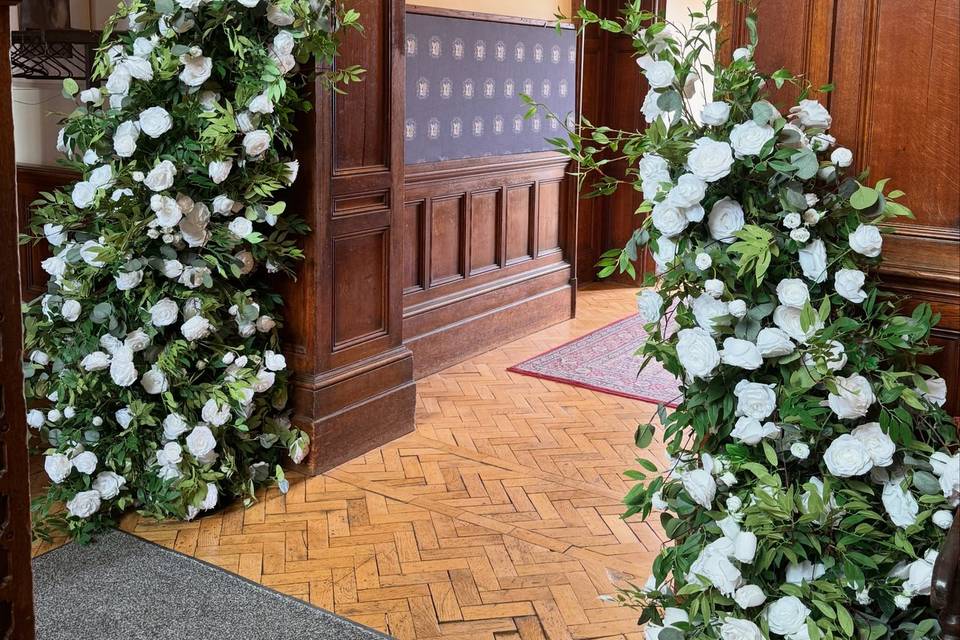 Flux floral pillars