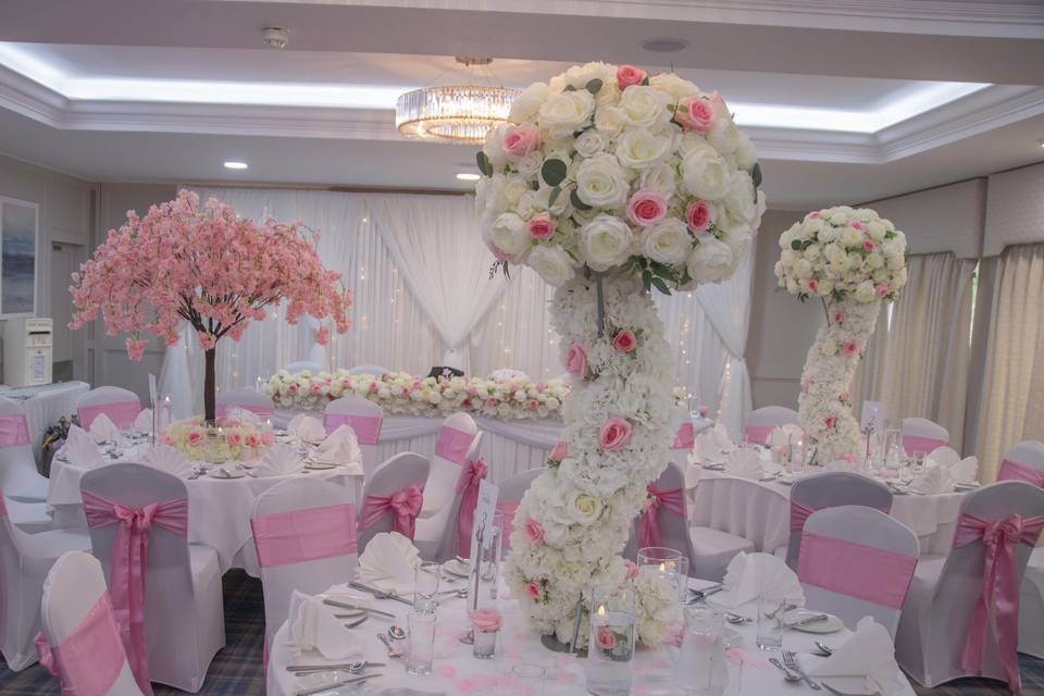 Custom centrepiece